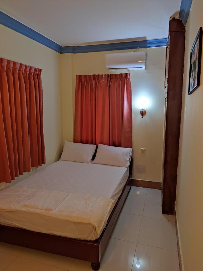 Galaxy Rs Hotel Phnom Penh Exterior photo