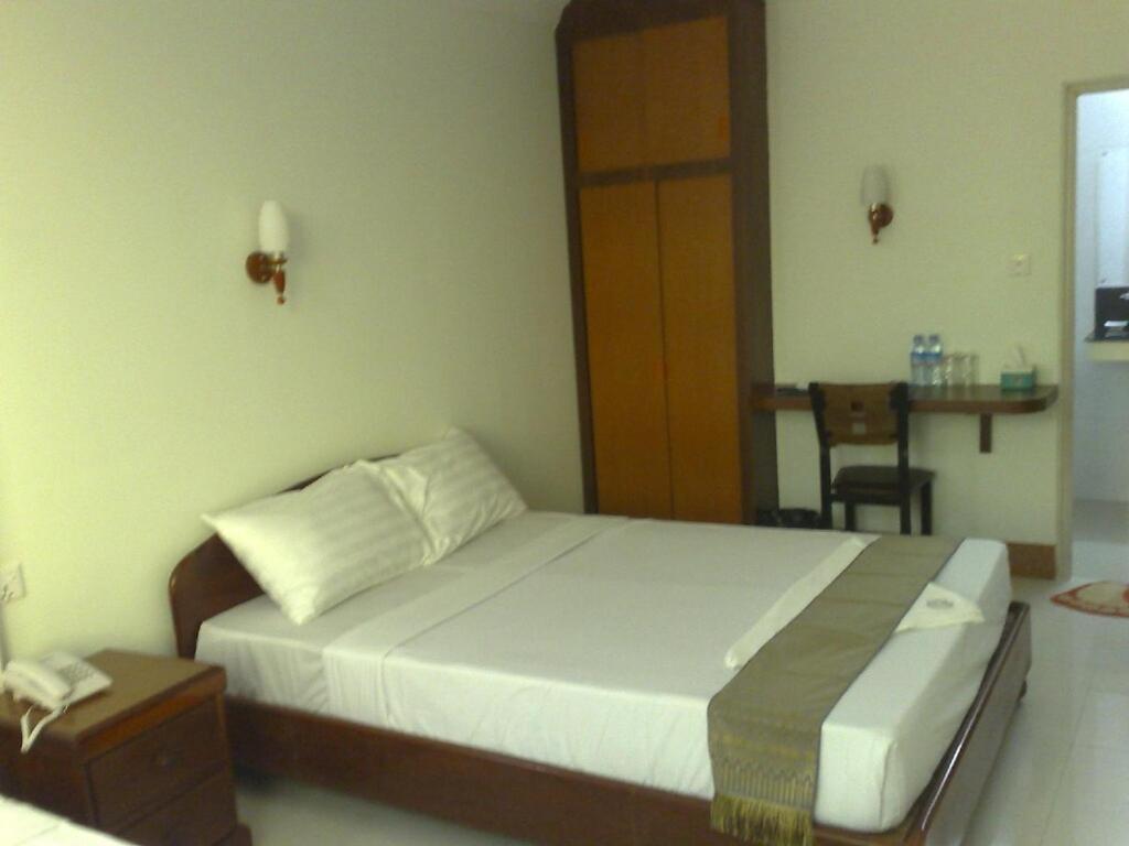 Galaxy Rs Hotel Phnom Penh Exterior photo