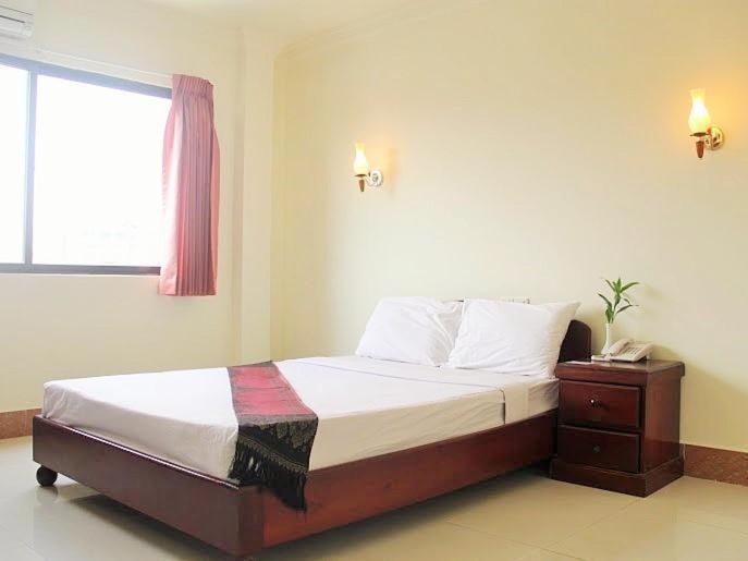 Galaxy Rs Hotel Phnom Penh Exterior photo