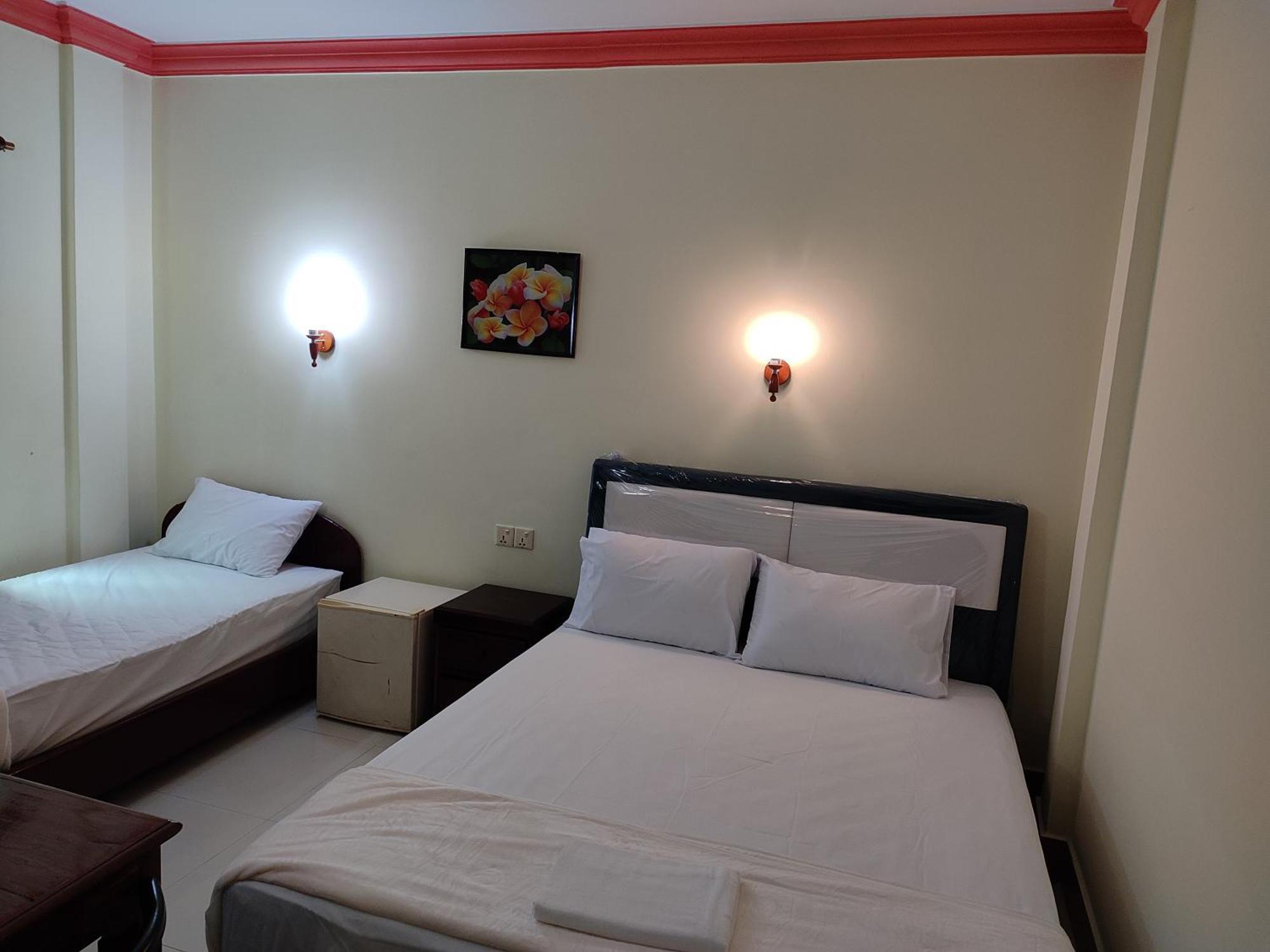 Galaxy Rs Hotel Phnom Penh Exterior photo