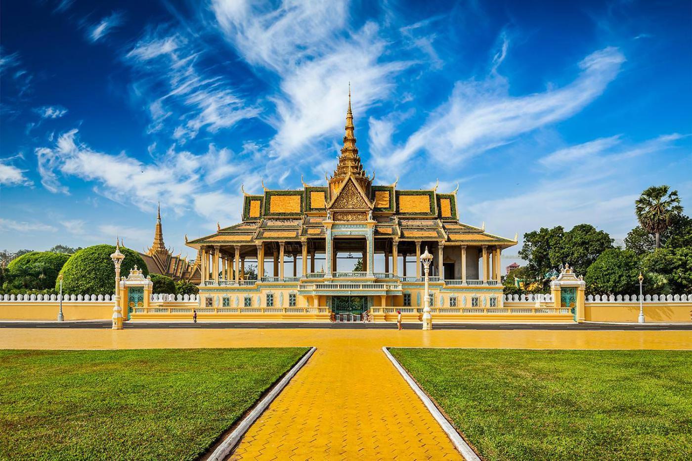 Galaxy Rs Hotel Phnom Penh Exterior photo